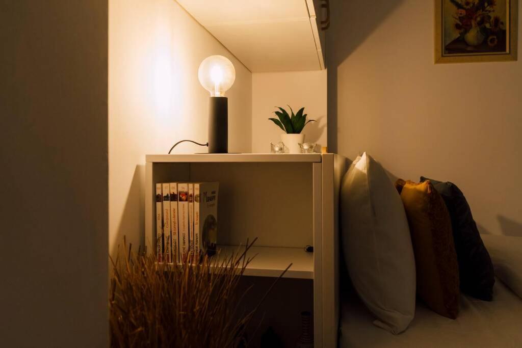 Studio With Private Terrace Next To Cismigiu Bukarest Exterior foto